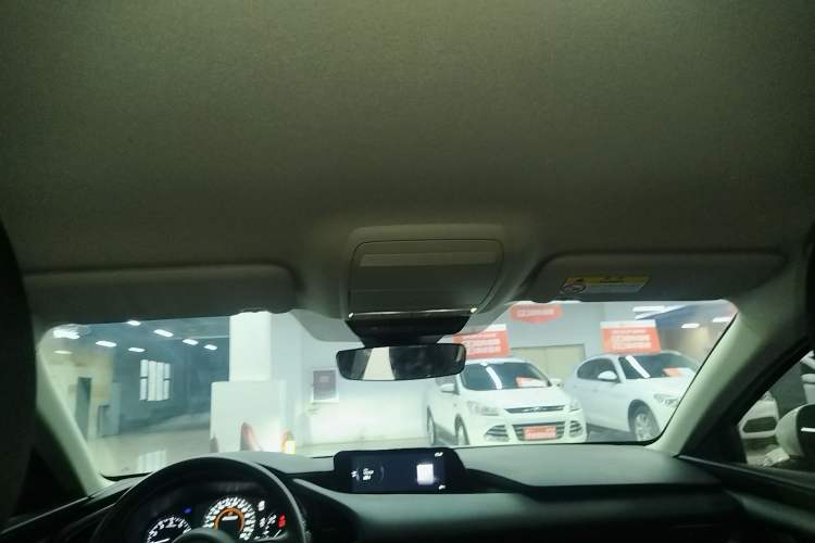 Used Mazda 3 Axela 2022 2.0L Automatic Zhiqing Edition Headliner