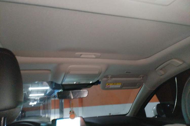 Used Mazda 3 Axela 2022 2.0L Automatic Zhiya Edition Headliner