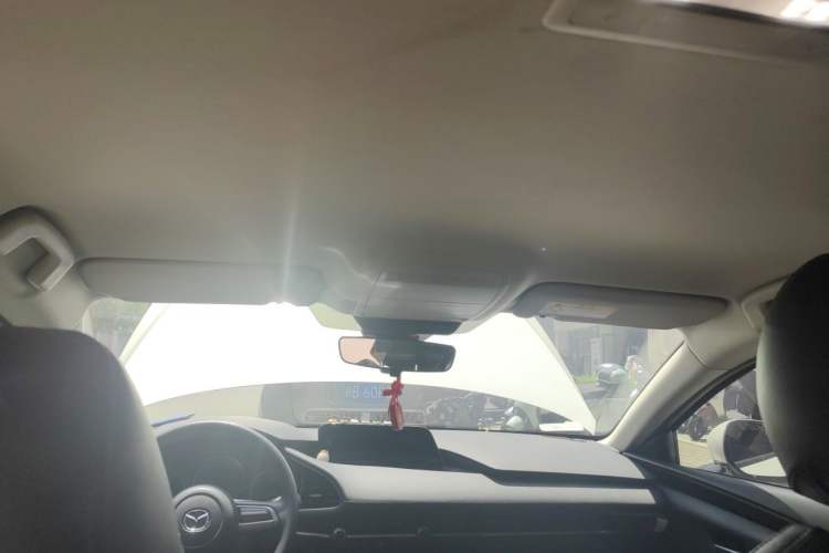 Used Mazda 3 Axela 2022 2.0L Automatic Zhiqing Edition Headliner