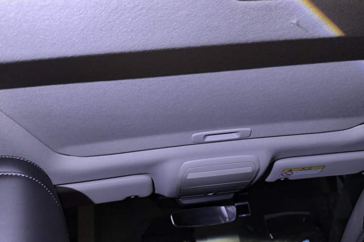Used Mazda 3 Axela 2022 2.0L Automatic Zhi Rui Edition Headliner