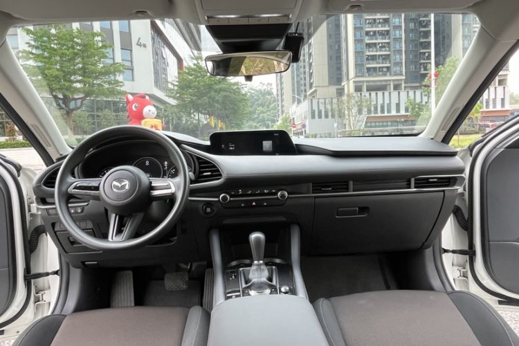 Used Mazda 3 Axela 2022 2.0L Automatic Zhiqing Edition Headliner