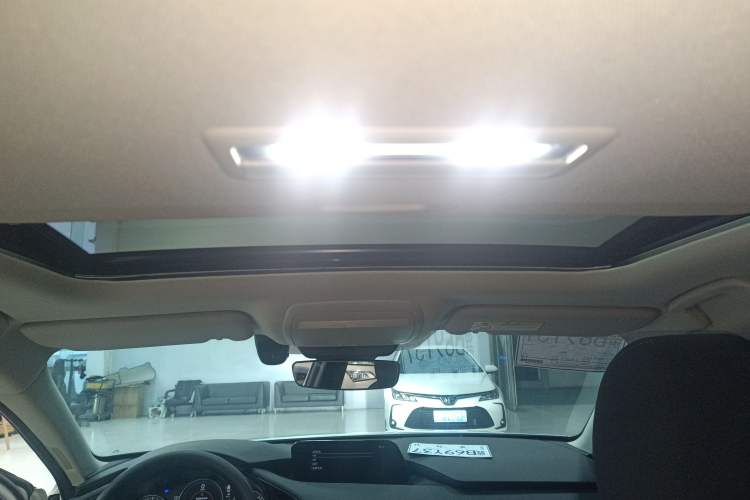 Used Mazda 3 Axela 2022 2.0L Automatic ZhiXuan Edition Headliner