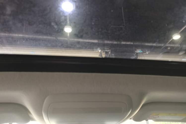 Used Mazda 3 Axela 2022 2.0L Automatic ZhiXuan Edition Headliner