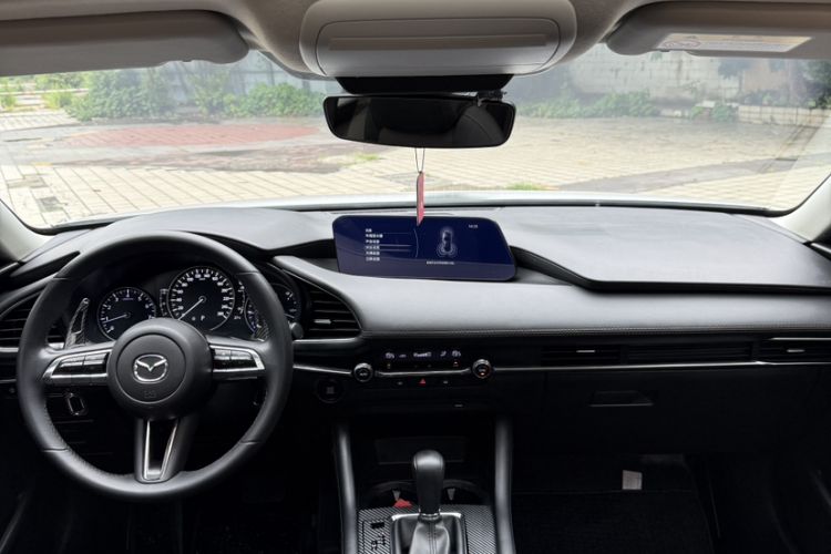 Used Mazda 3 Axela 2022 2.0L Automatic ZhiXuan Edition Interior 1