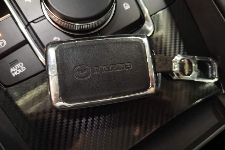 Used Mazda 3 Axela 2022 2.0L Automatic ZhiXuan Edition Interior 1