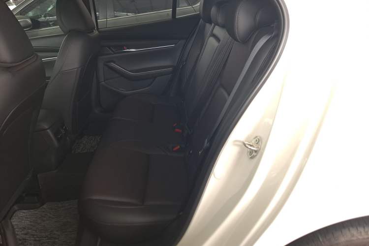 Used Mazda 3 Axela 2022 2.0L Automatic Zhiya Edition Interior 1