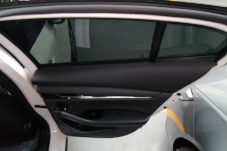 Used Mazda 3 Axela 2022 2.0L Automatic Zhiya Edition Interior 6