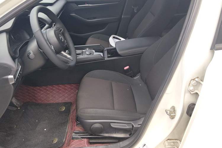 Used Mazda 3 Axela 2022 2.0L Automatic Zhiqing Edition Left Front Seat