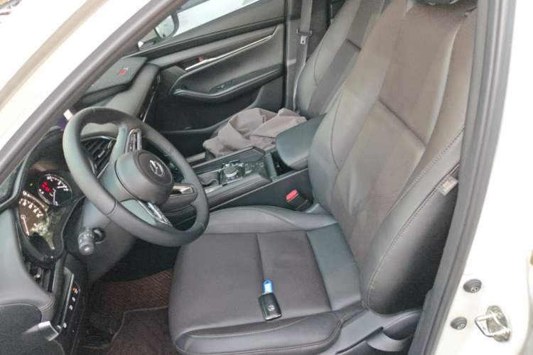 Used Mazda 3 Axela 2022 2.0L Automatic Zhi Rui Edition Left Front Seat