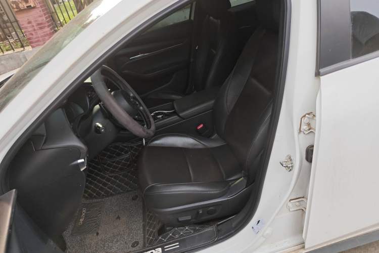 Used Mazda 3 Axela 2022 2.0L Automatic Zhi Rui Edition Left Front Seat