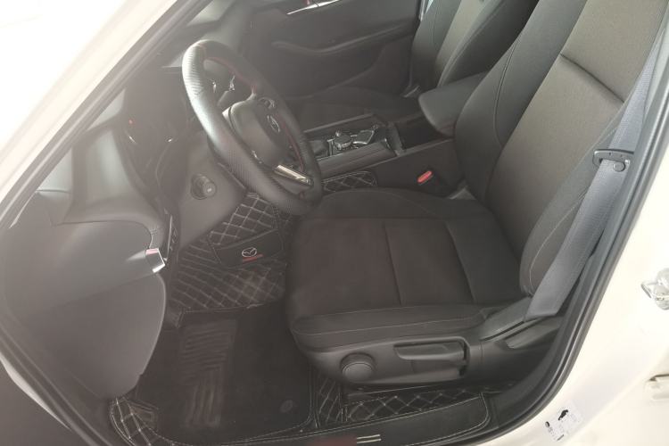 Used Mazda 3 Axela 2022 2.0L Automatic ZhiXuan Edition Left Front Seat