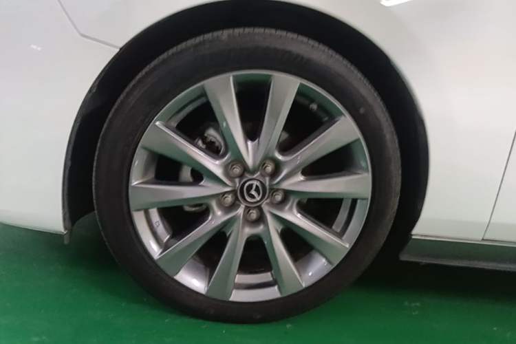 Used Mazda 3 Axela 2022 2.0L Automatic Zhiya Edition Left Front Wheel Hub