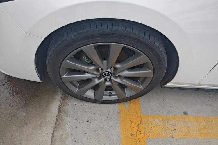 Used Mazda 3 Axela 2022 2.0L Automatic Zhiya Edition Left Front Wheel Hub