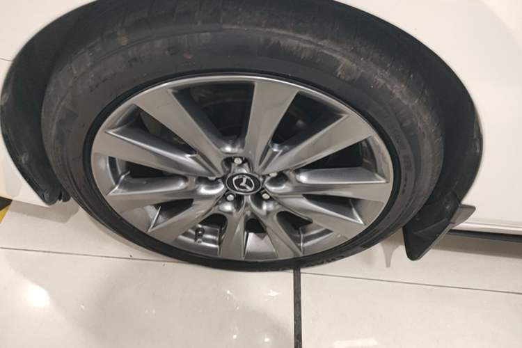 Used Mazda 3 Axela 2022 2.0L Automatic ZhiXuan Edition Left Front Wheel Hub