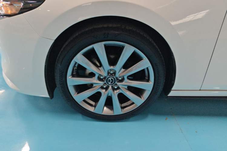 Used Mazda 3 Axela 2022 2.0L Automatic Zhiya Edition Left Front Wheel Hub