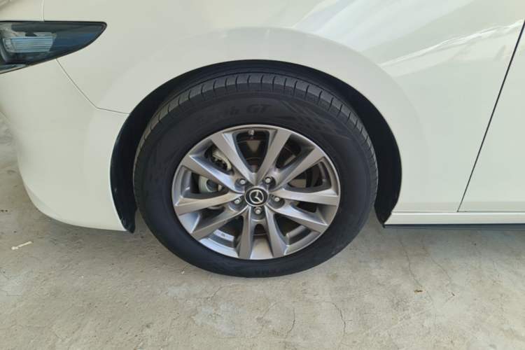 Used Mazda 3 Axela 2022 2.0L Automatic Zhiqing Edition Left Front Wheel Hub