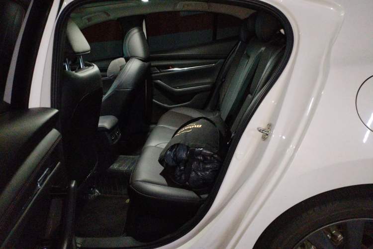 Used Mazda 3 Axela 2022 2.0L Automatic Zhiya Edition Left Rear Seat