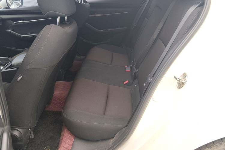 Used Mazda 3 Axela 2022 2.0L Automatic Zhiqing Edition Left Rear Seat