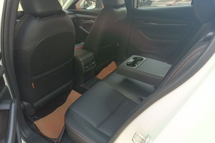 Used Mazda 3 Axela 2022 2.0L Automatic Zhiqing Edition Left Rear Seat