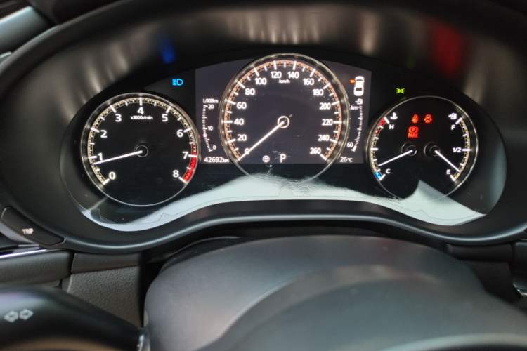Used Mazda 3 Axela 2022 2.0L Automatic Zhi Rui Edition Odometer Close Up