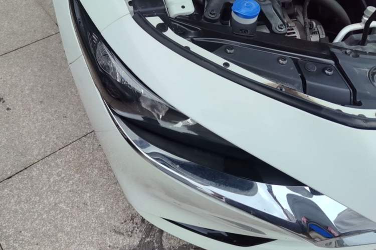 Used Mazda 3 Axela 2022 2.0L Automatic Zhiya Edition Right Front Headlight