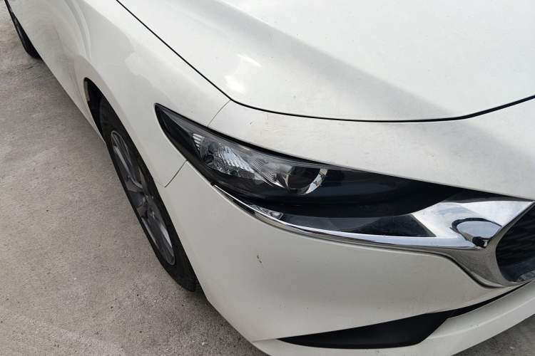 Used Mazda 3 Axela 2022 2.0L Automatic Zhiqing Edition Right Front Headlight
