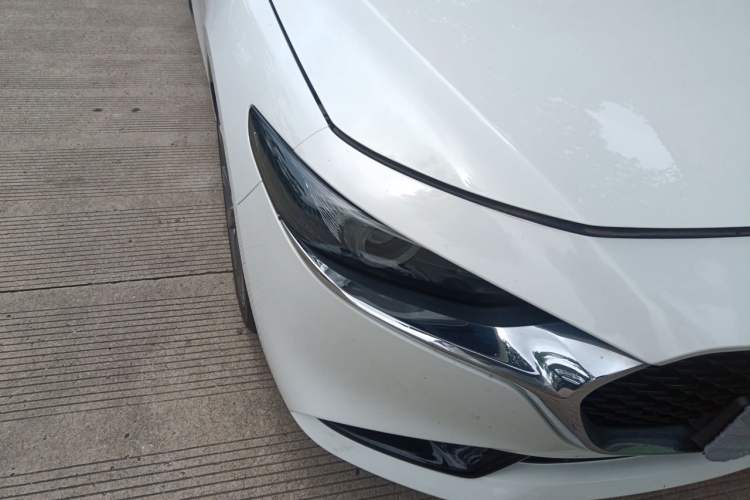Used Mazda 3 Axela 2022 2.0L Automatic Zhiya Edition Right Front Headlight