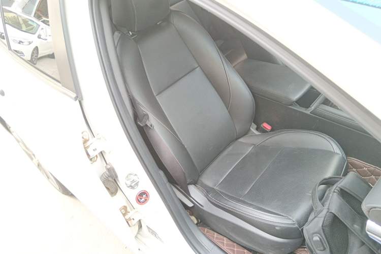 Used Mazda 3 Axela 2022 2.0L Automatic ZhiXuan Edition Right Front Seat