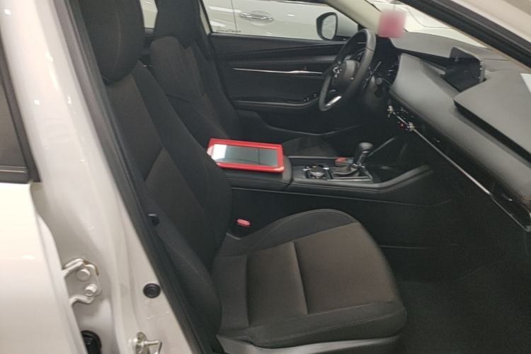 Used Mazda 3 Axela 2022 2.0L Automatic ZhiXuan Edition Right Front Seat