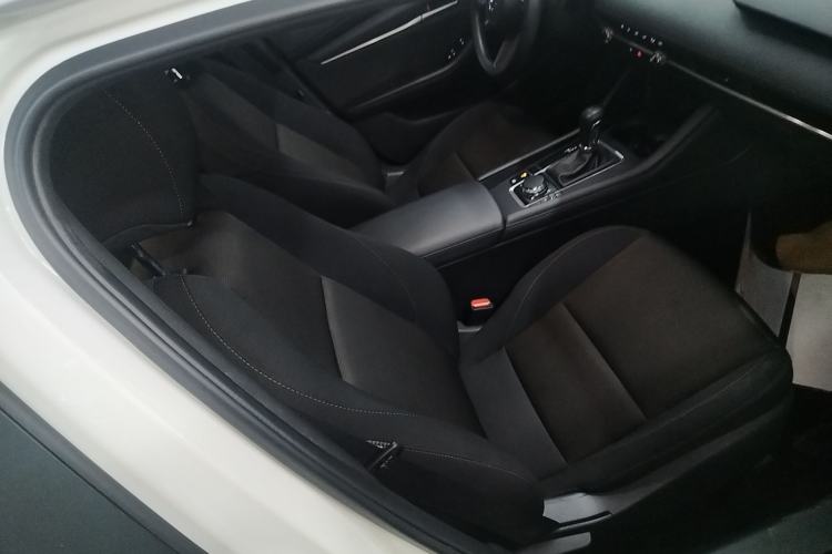Used Mazda 3 Axela 2022 2.0L Automatic Zhiqing Edition Right Front Seat