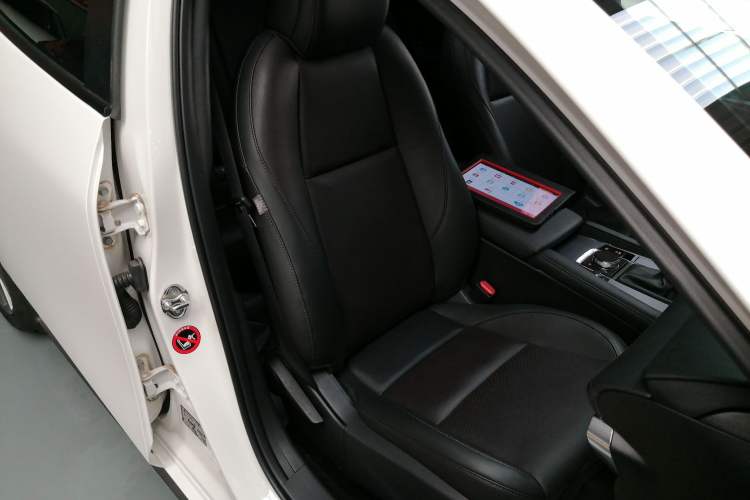 Used Mazda 3 Axela 2022 2.0L Automatic Zhiya Edition Right Front Seat