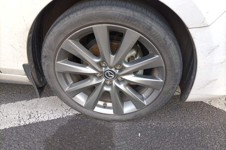 Used Mazda 3 Axela 2022 2.0L Automatic Zhiya Edition Right Front Wheel Hub
