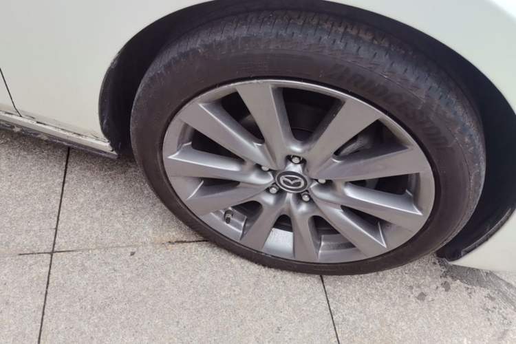 Used Mazda 3 Axela 2022 2.0L Automatic Zhiya Edition Right Front Wheel Hub