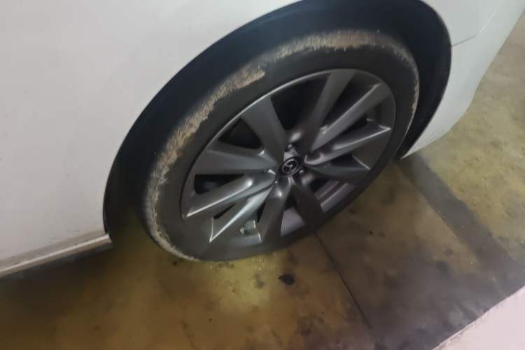 Used Mazda 3 Axela 2022 2.0L Automatic Zhiya Edition Right Front Wheel Hub
