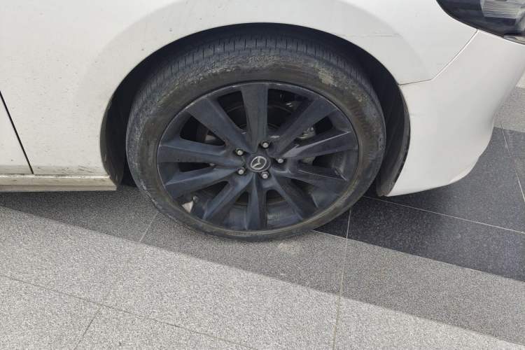 Used Mazda 3 Axela 2022 2.0L Automatic Zhiya Edition Right Front Wheel Hub