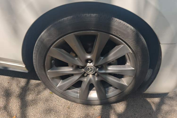 Used Mazda 3 Axela 2022 2.0L Automatic Zhi Rui Edition Right Front Wheel Hub