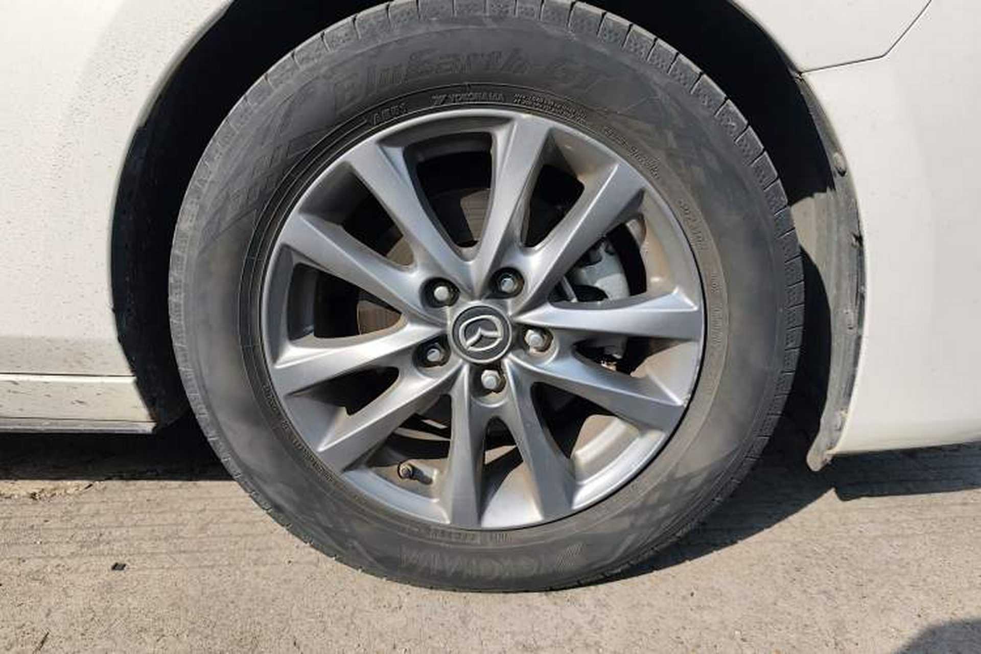 Used Mazda 3 Axela 2022 2.0L Automatic Zhiqing Edition Right Front Wheel Hub