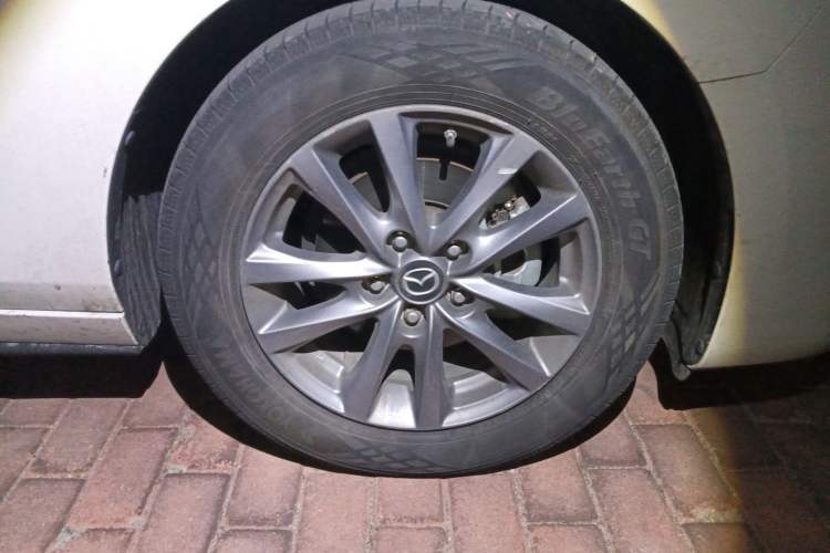 Used Mazda 3 Axela 2022 2.0L Automatic Zhiqing Edition Right Front Wheel Hub