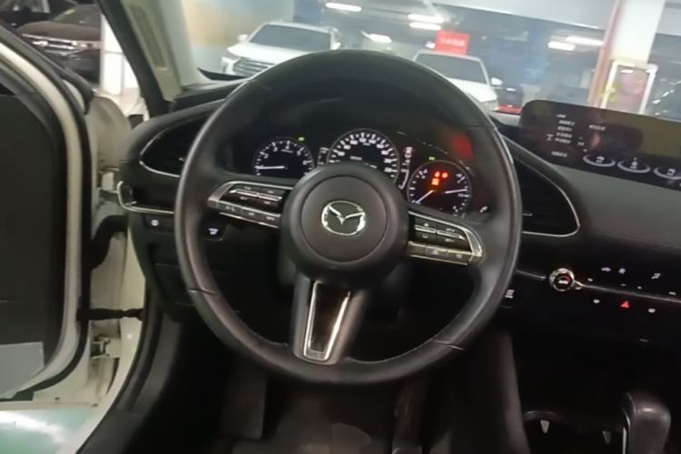 Used Mazda 3 Axela 2022 2.0L Automatic Zhiya Edition Steering Wheel