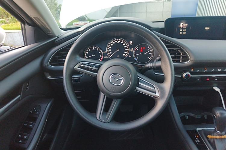 Used Mazda 3 Axela 2022 2.0L Automatic Zhiqing Edition Steering Wheel