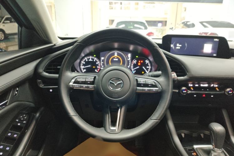 Used Mazda 3 Axela 2022 2.0L Automatic Zhiya Edition Steering Wheel