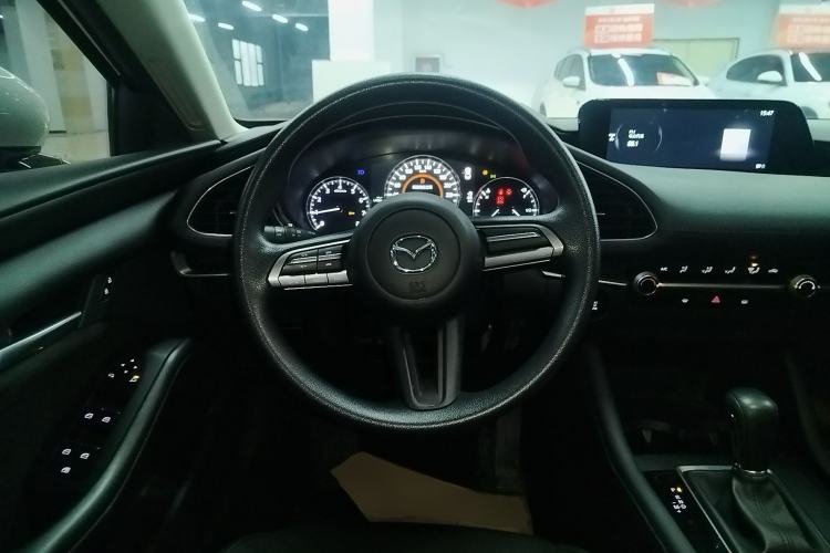 Used Mazda 3 Axela 2022 2.0L Automatic Zhiqing Edition Steering Wheel