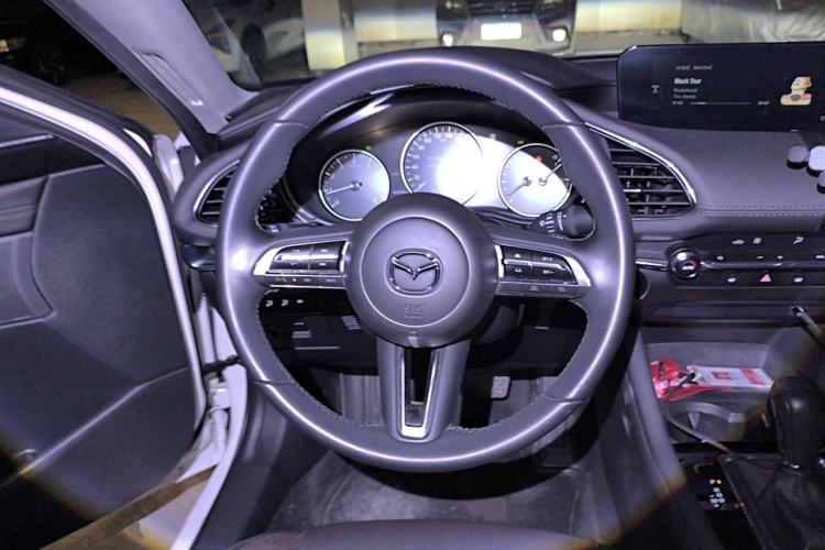 Used Mazda 3 Axela 2022 2.0L Automatic Zhi Rui Edition Steering Wheel