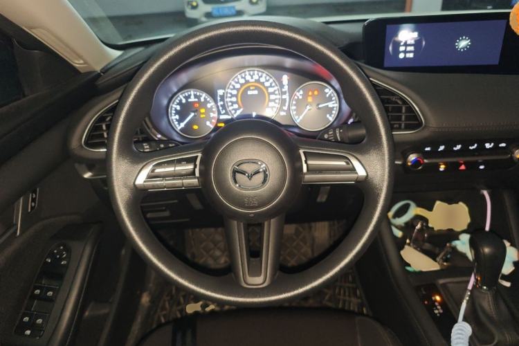 Used Mazda 3 Axela 2022 2.0L Automatic Zhiqing Edition Steering Wheel