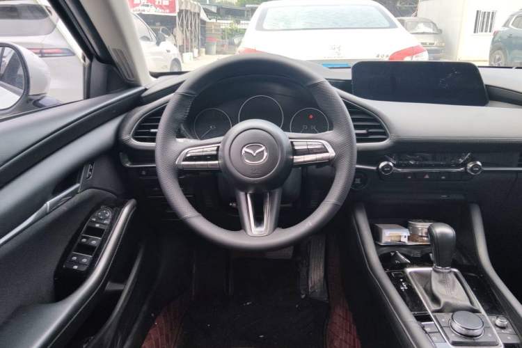 Used Mazda 3 Axela 2022 2.0L Automatic Zhiqing Edition Steering Wheel