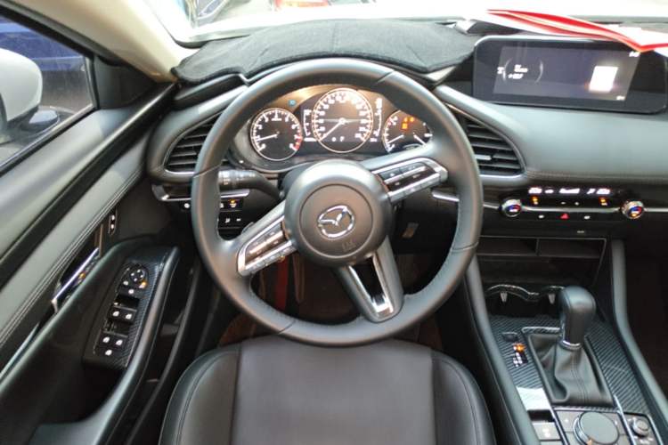 Used Mazda 3 Axela 2022 2.0L Automatic Zhi Rui Edition Steering Wheel