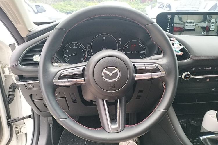 Used Mazda 3 Axela 2022 2.0L Automatic Zhiyao Obsidian Edition Steering Wheel