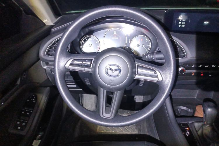 Used Mazda 3 Axela 2022 2.0L Automatic Zhiqing Edition Steering Wheel