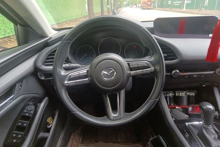 Used Mazda 3 Axela 2022 2.0L Automatic Zhiya Edition Steering Wheel