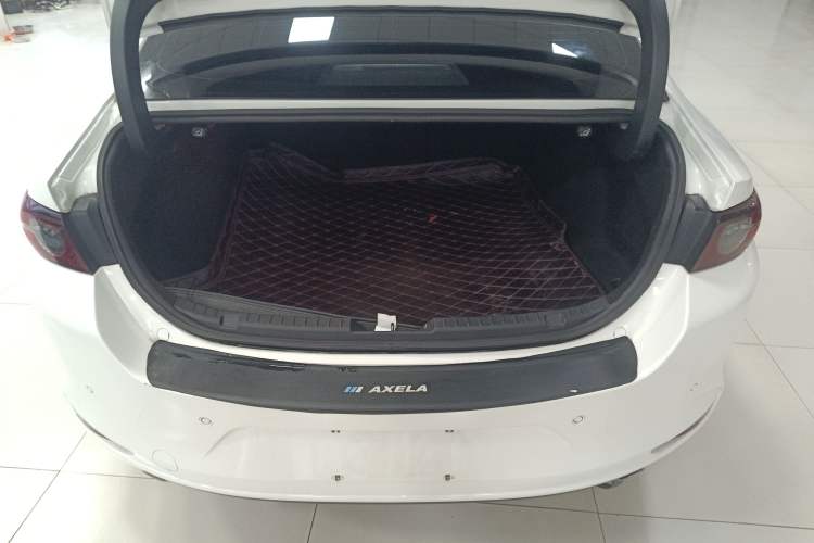 Used Mazda 3 Axela 2022 2.0L Automatic ZhiXuan Edition Trunk